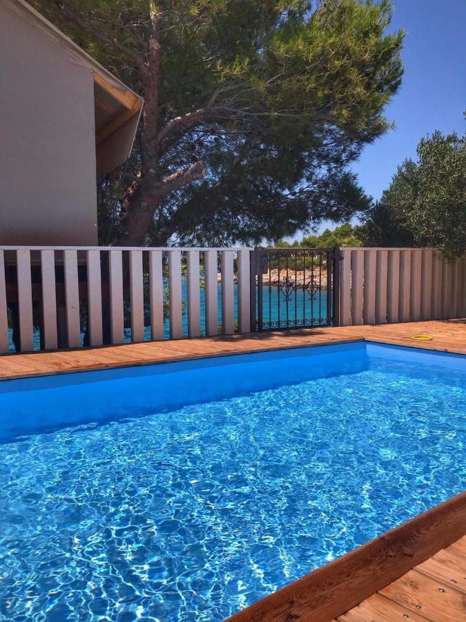 Golden Haven Luxe Bungalow Resort Murter Eksteriør billede